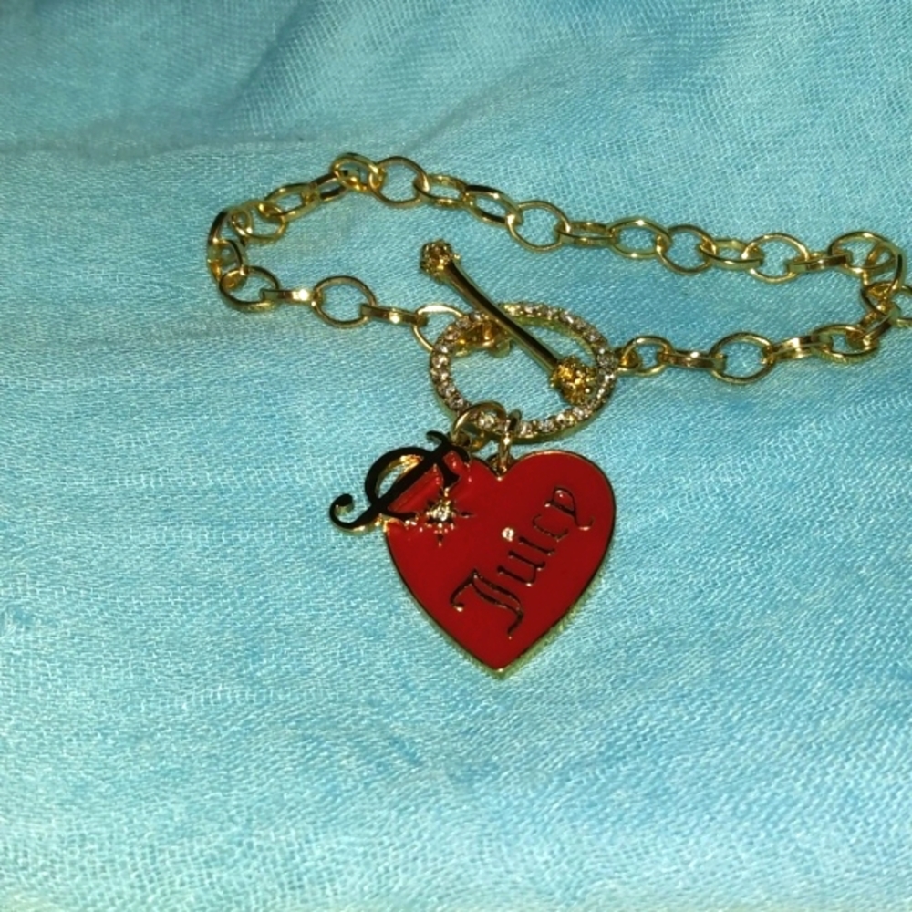 3-36 juicy couture braclet great condition